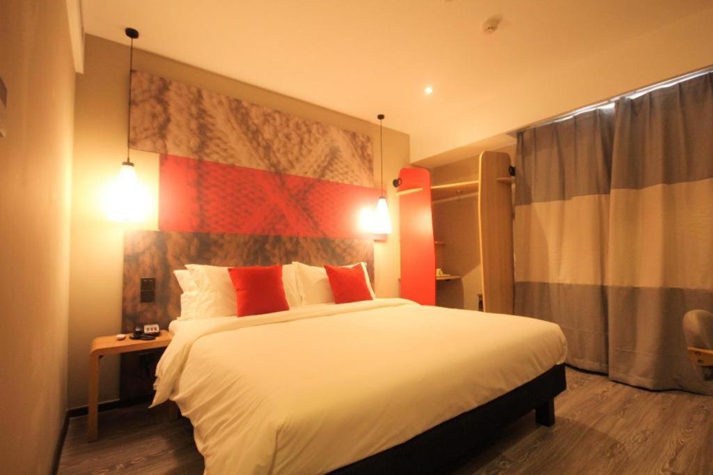 Ibis Shenyang North Station Hotel Kültér fotó