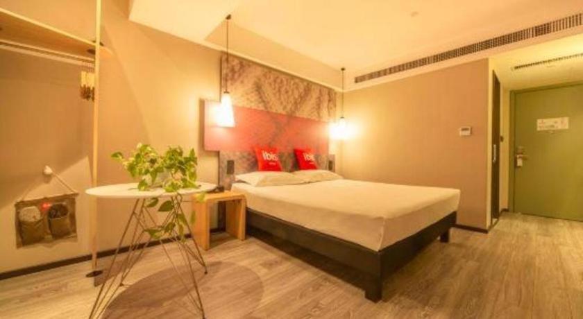 Ibis Shenyang North Station Hotel Kültér fotó