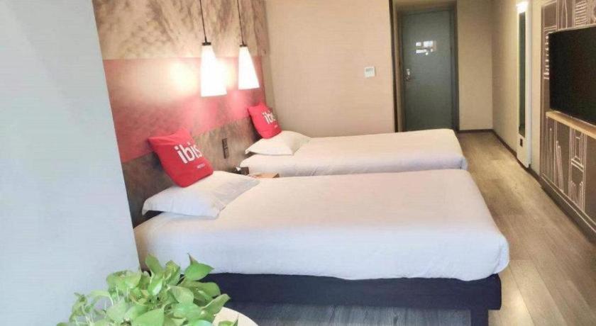 Ibis Shenyang North Station Hotel Kültér fotó